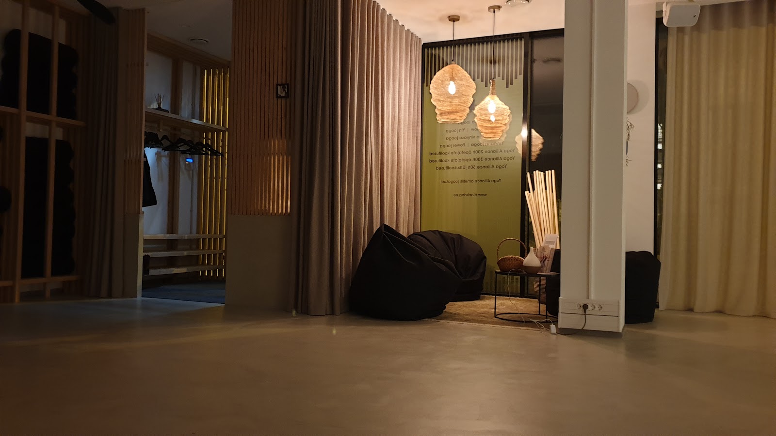 Saal, Uus-Sadama 11, Tallinn